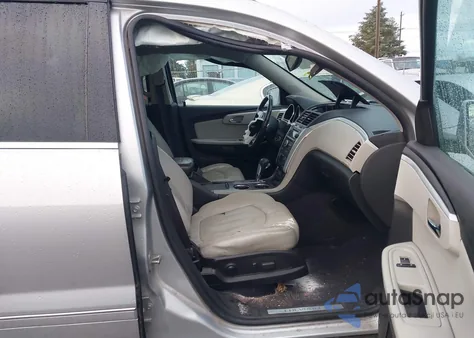 2010 Chevrolet Traverse Ltz z USA, uszkodzony, nr VIN 1GNLVHED2AJ266504